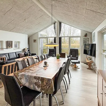 Semesterbostad Lovely In With Sauna *